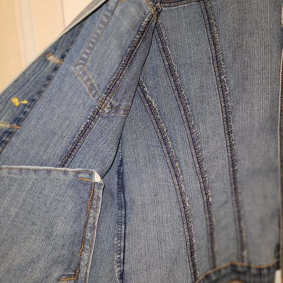 Costa Blanca lightweight denim jean jacket - Picture 3 of 9